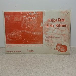 Vintage cat & kittens pattern